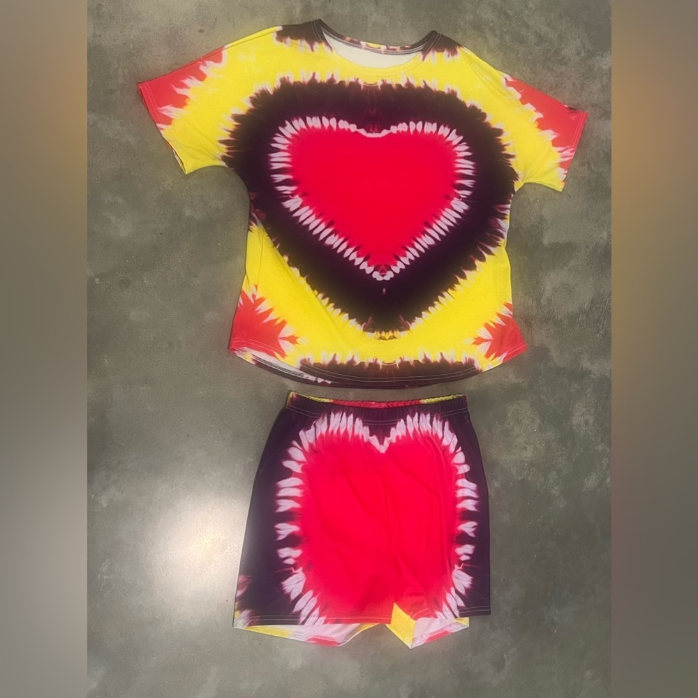 Two piece spandex  short and shirt tie dye heart